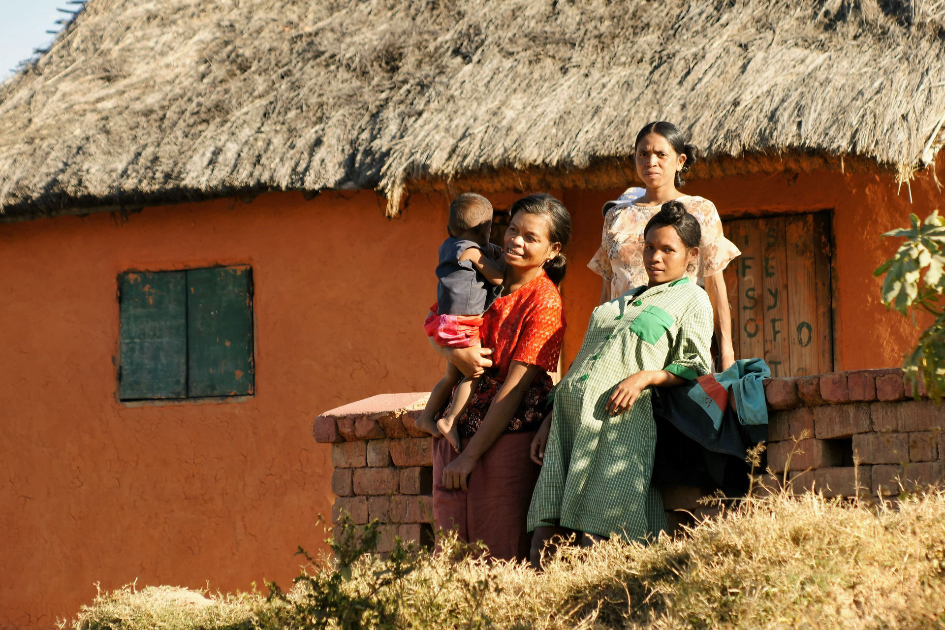 Dorf am Ufer des Itasy-Sees